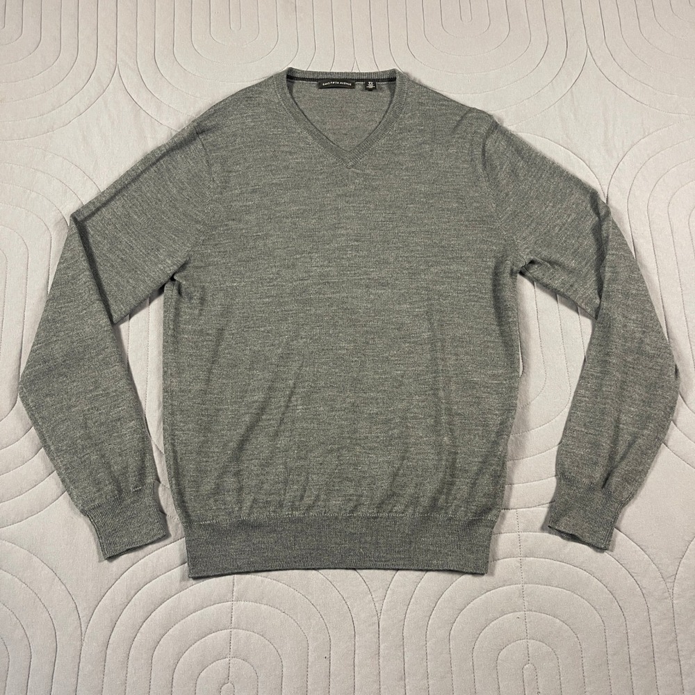 Saks Fifth Avenue Mens Gray Merino Wool Blend V-Neck Sweater Size Medium